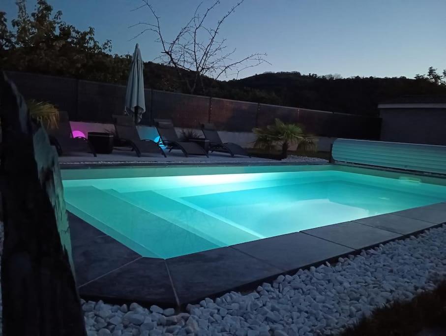 Chambre & Sdb Privee Avec Piscine En Bord De Via Rhona Sarras Exterior photo